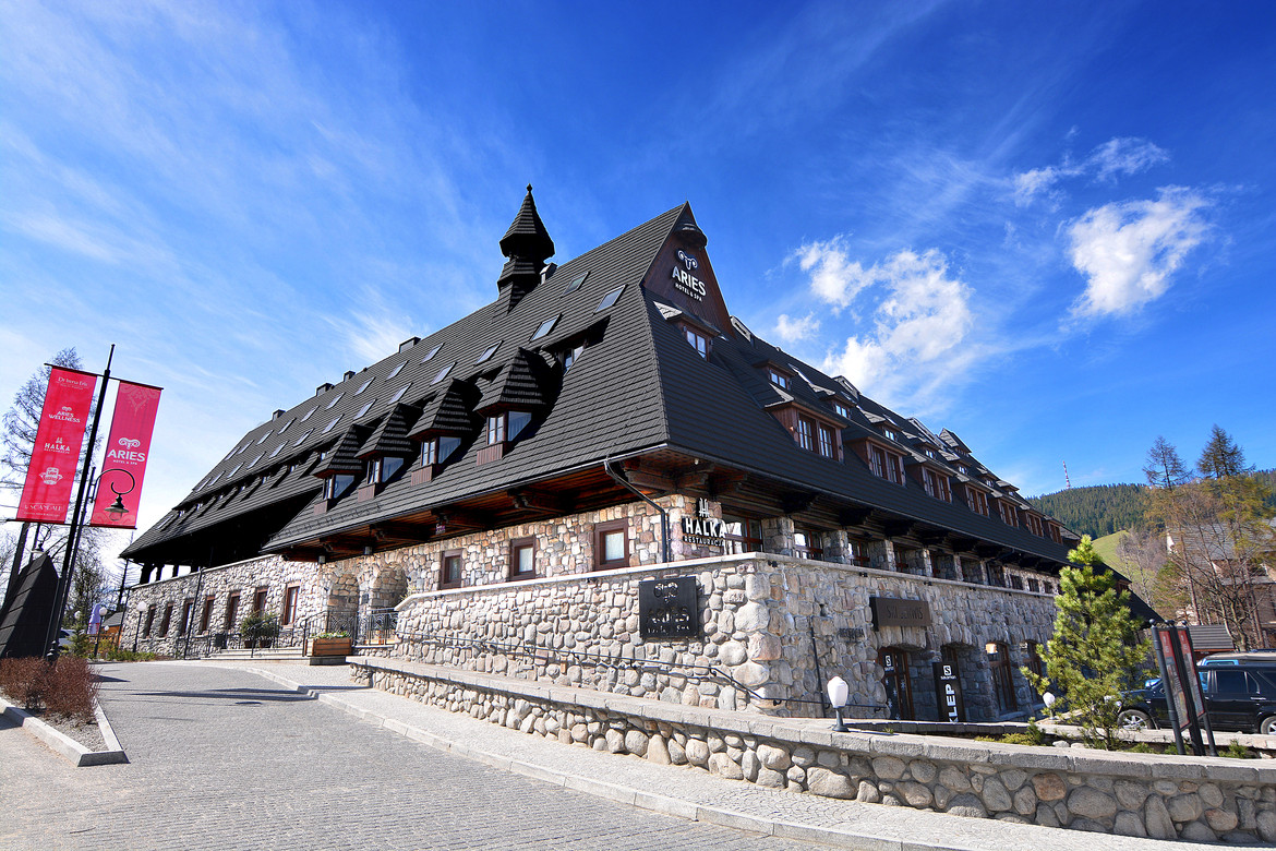 GERARD Corona Deep Black Hotel Aries, Zakopane, Poland