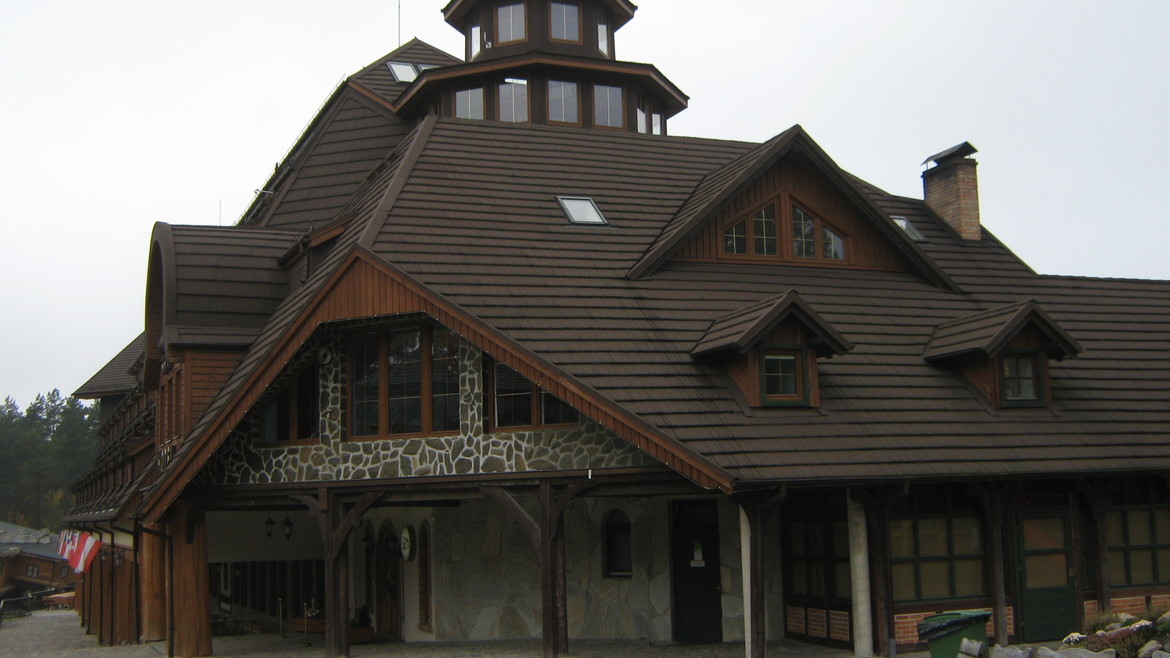 GERARD Corona chestnut Hotel Szymbark