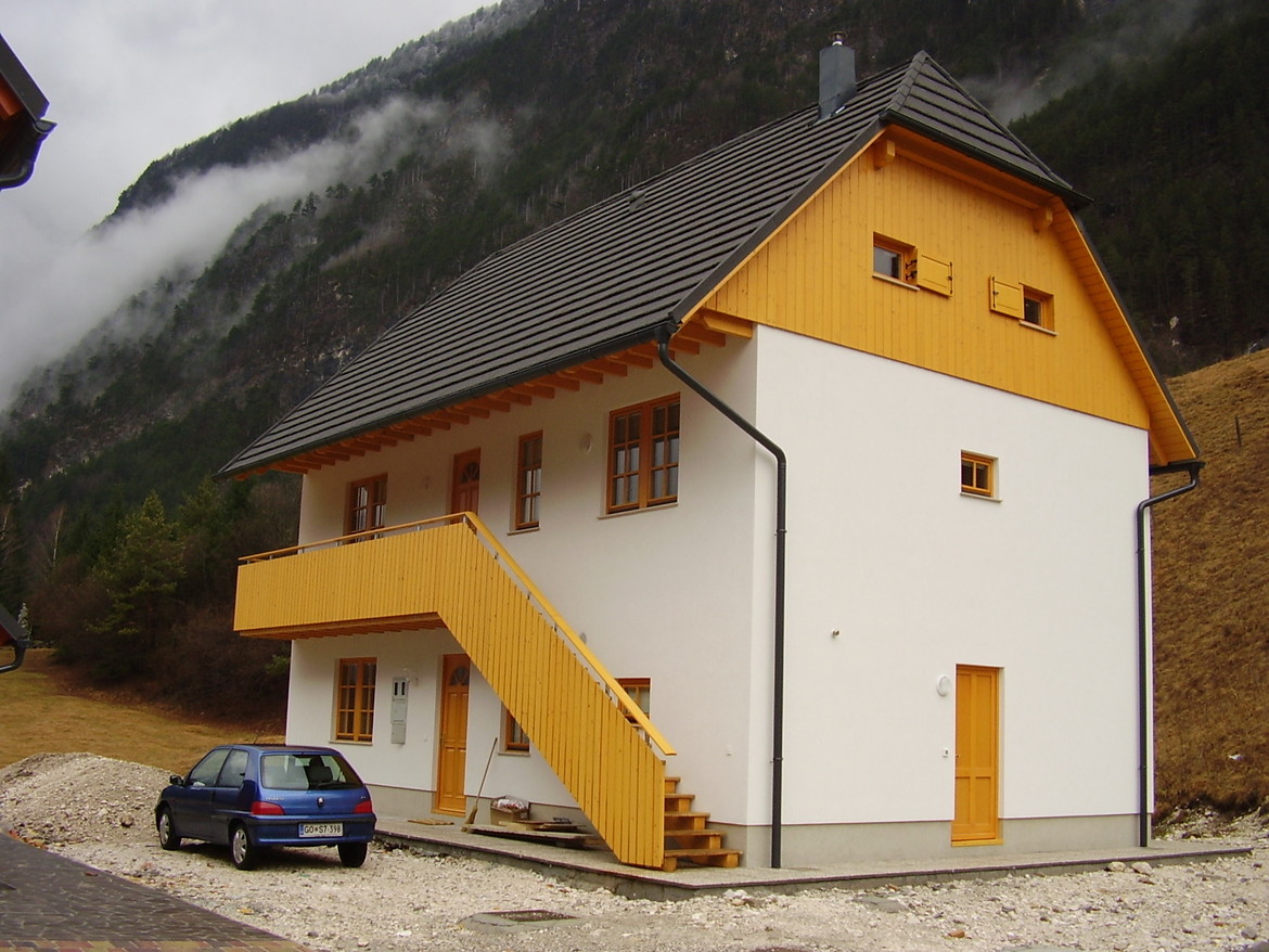 GERARD Corona Dark Silver Posocje, Slovenia