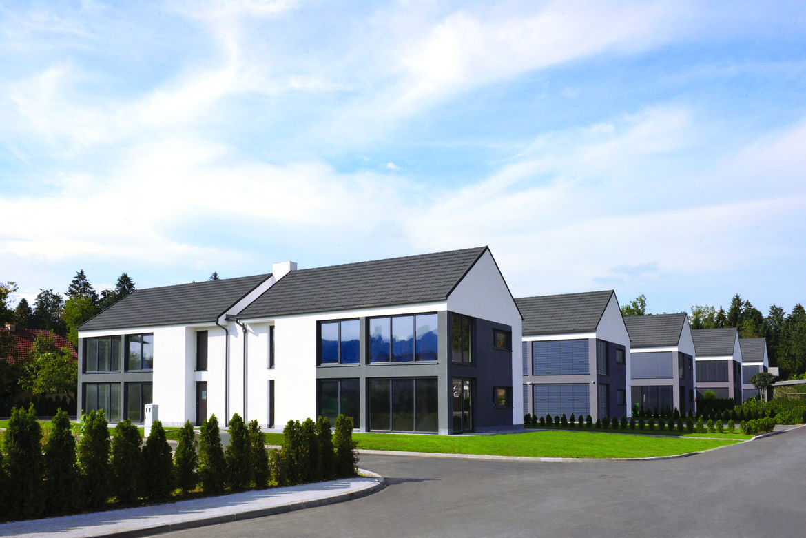 GERARD Corona Charcoal Retece-Slovenia