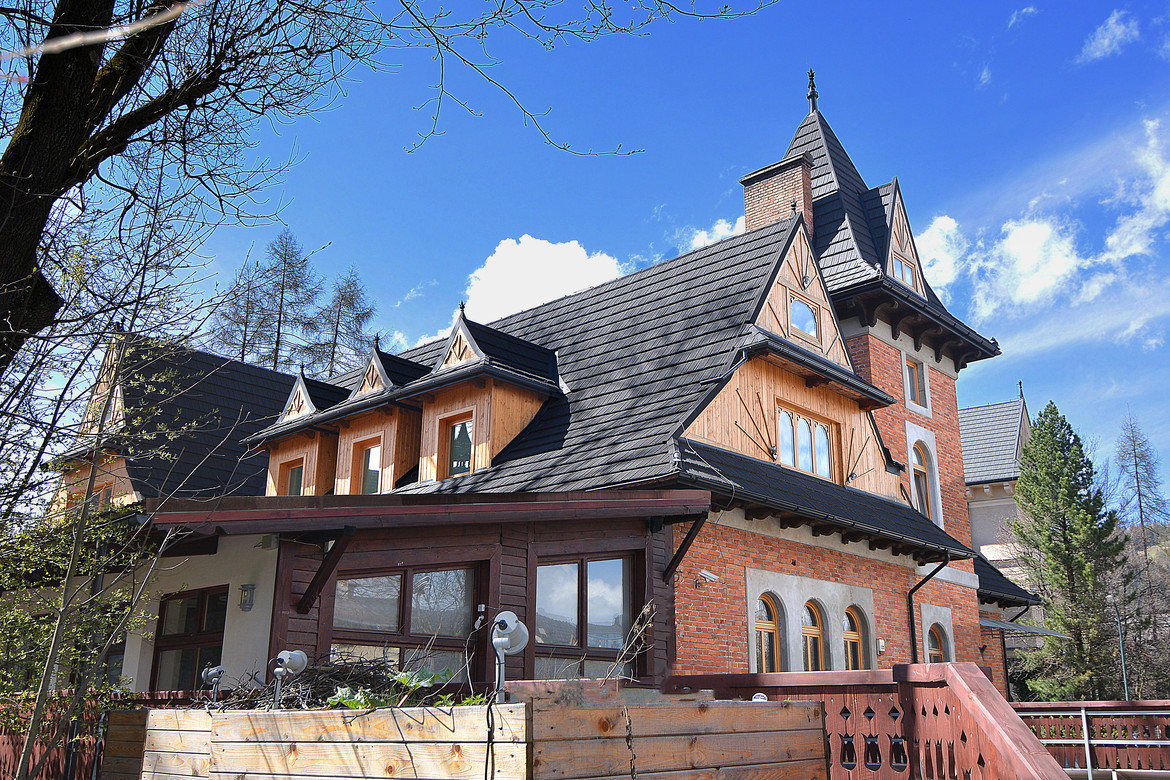GERARD Corona Charcoal “Dworzec Tatrzański“ Zakopane