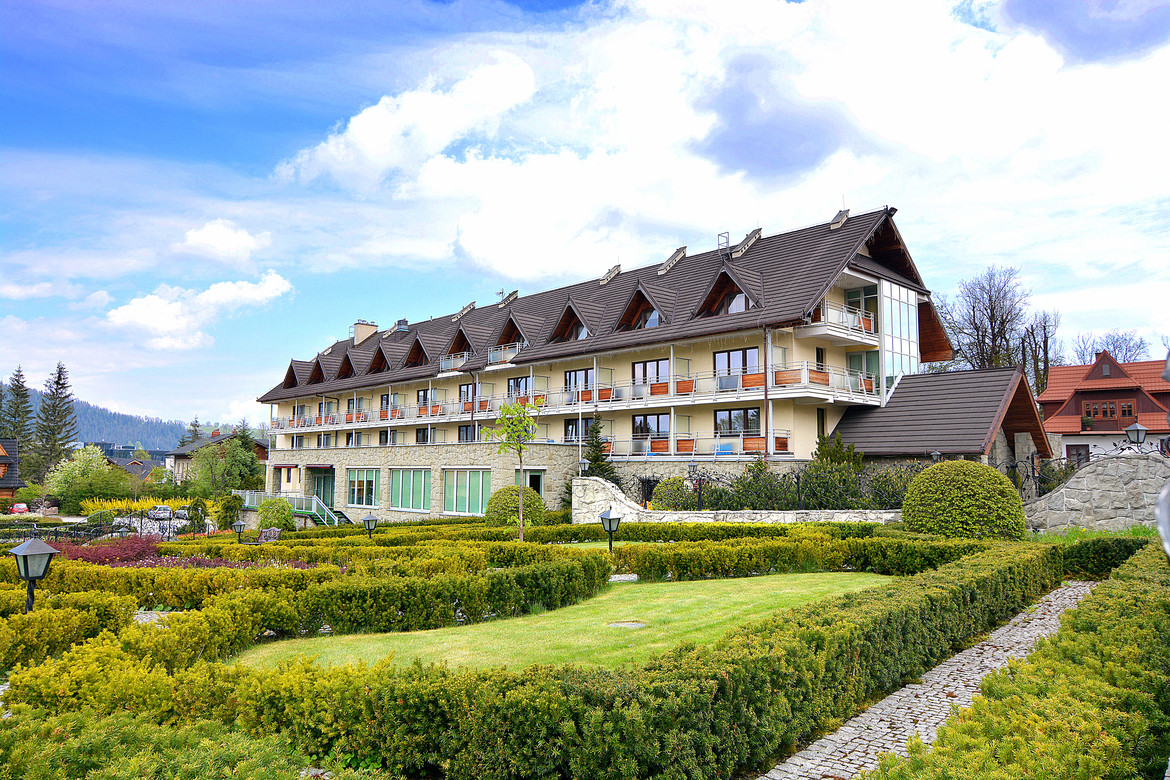 GERARD Corona Cedar Hotel Wersal