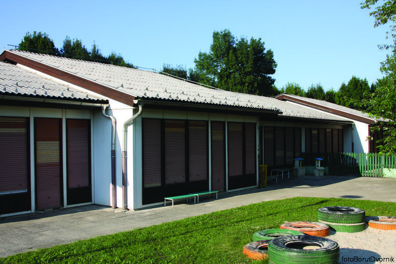 GERARD Classic Spanish red MRAVLJINČEK