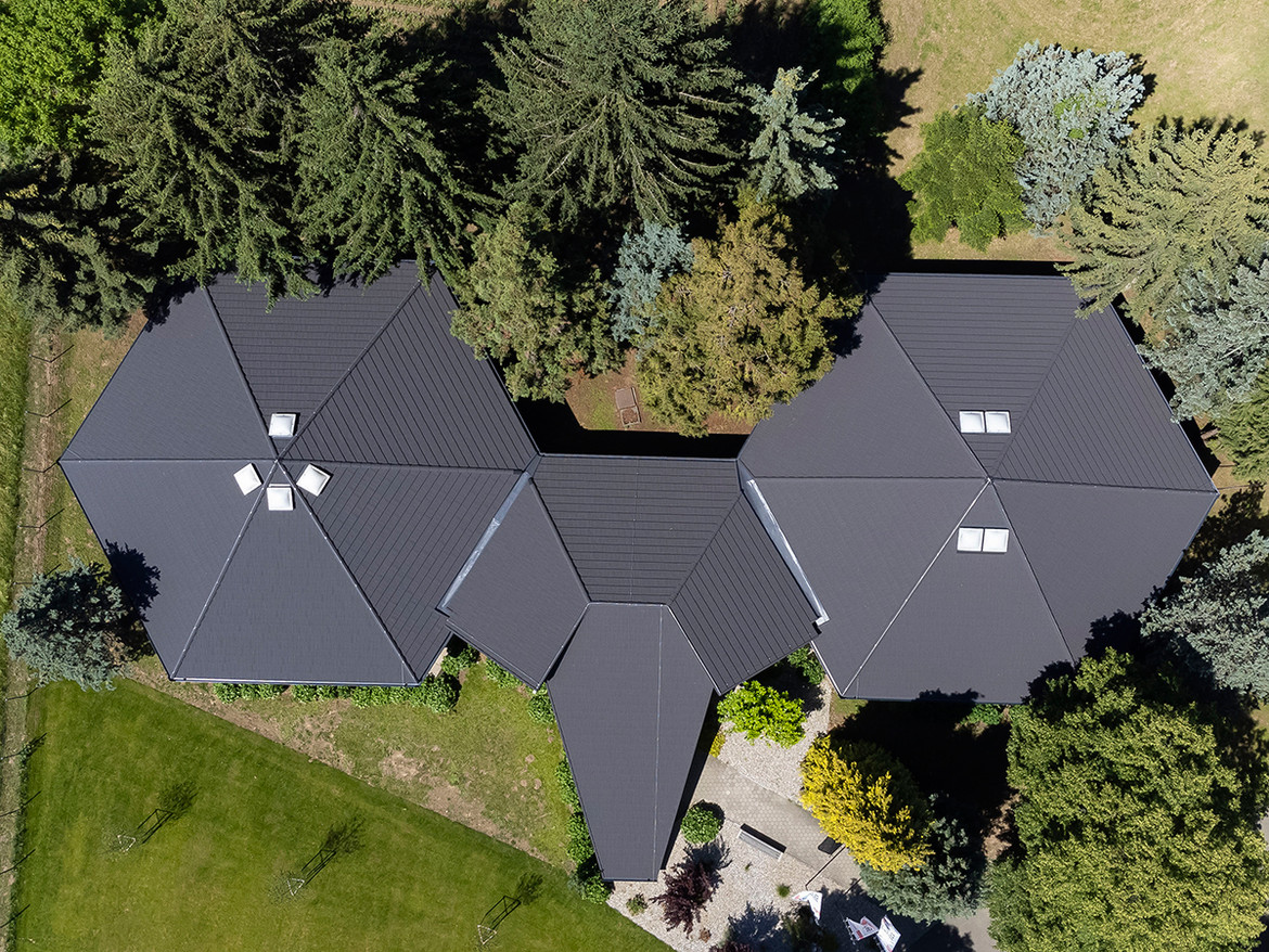 GERARD Corona Charcoal Slovenia